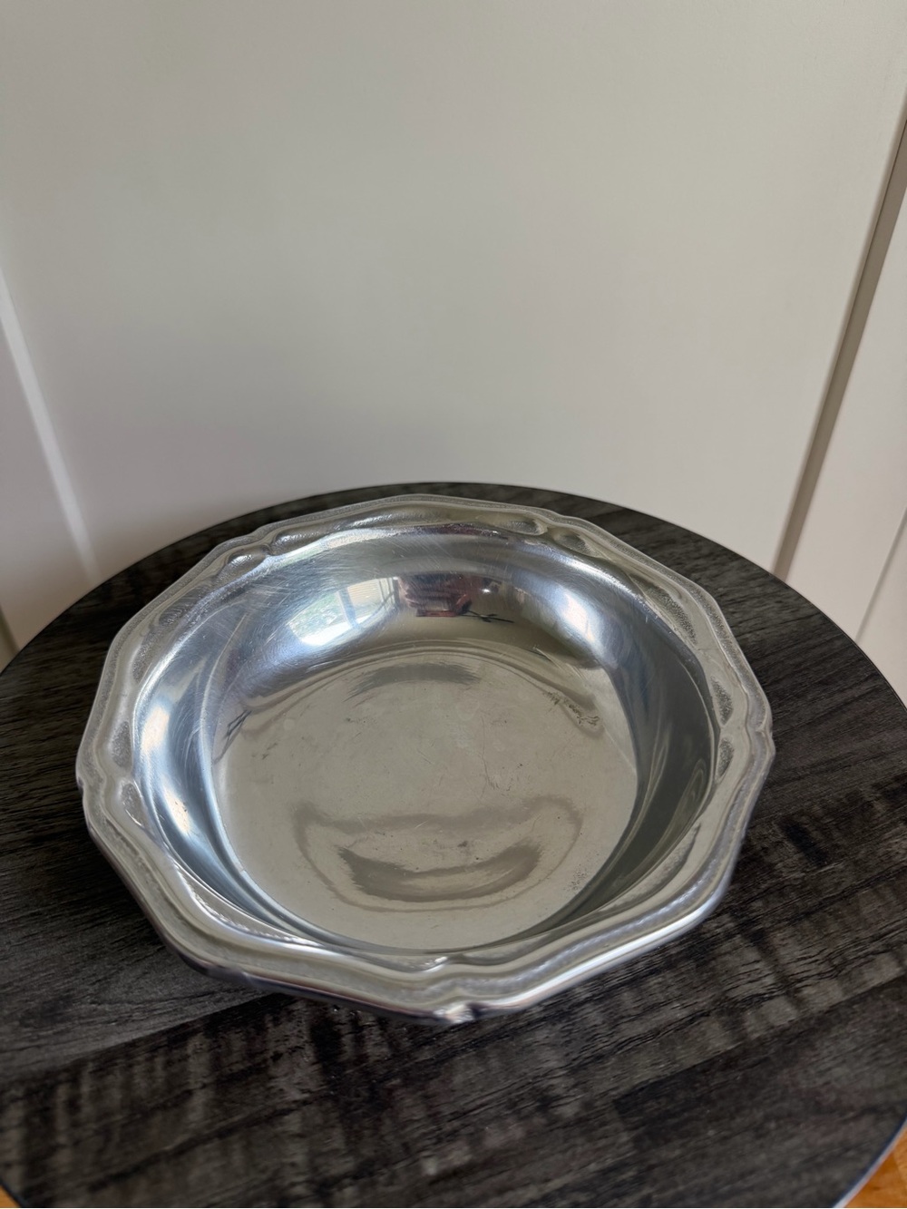 Wilton silver aluminum dish with scalloped edge #dish #aluminum #bowl #wilton
